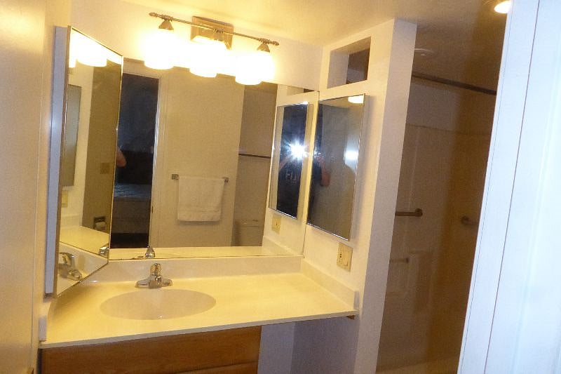 Furnished Finder property 437438_1 photo 6