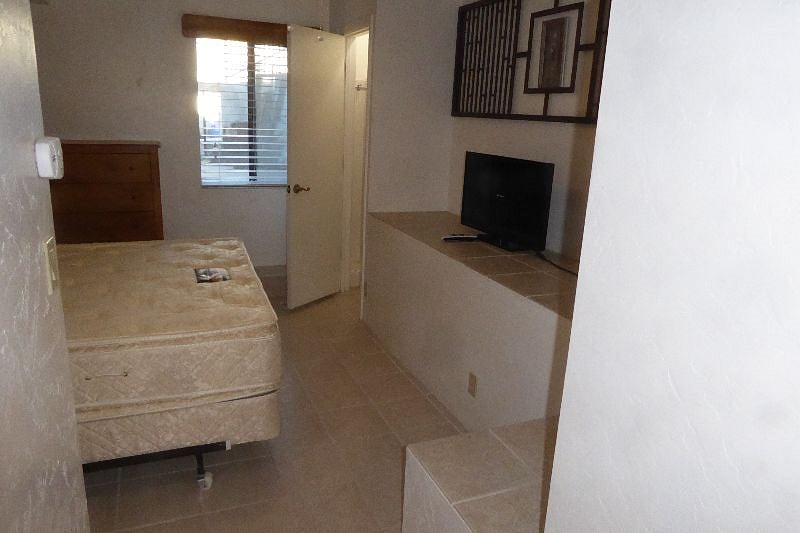 Furnished Finder property 437438_1 photo 12