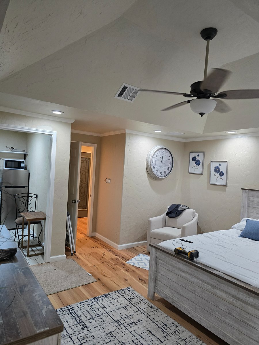 Furnished Finder property 437449_2 photo 4