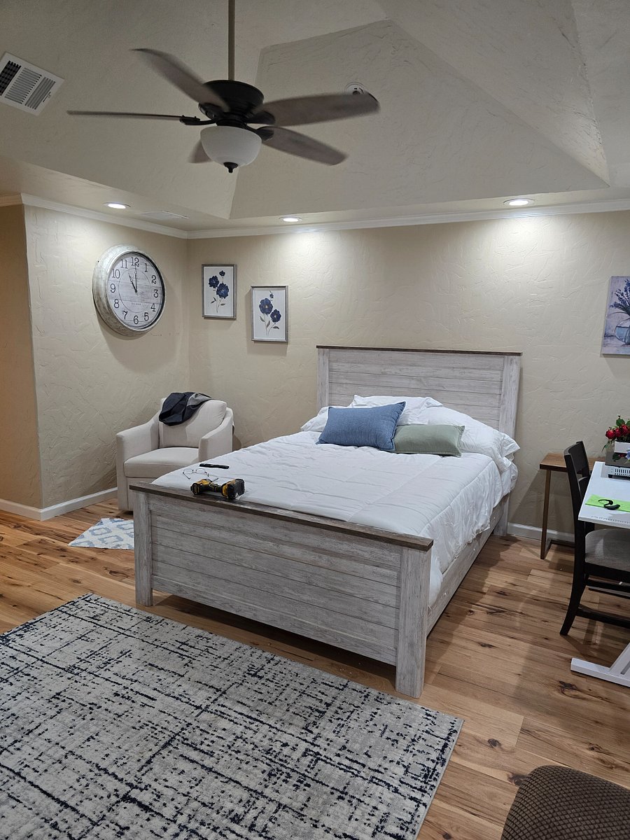 Furnished Finder property 437449_2 photo 6