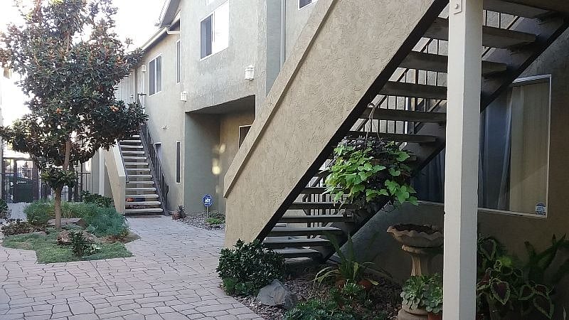 Furnished Finder property 437463_1 photo 4