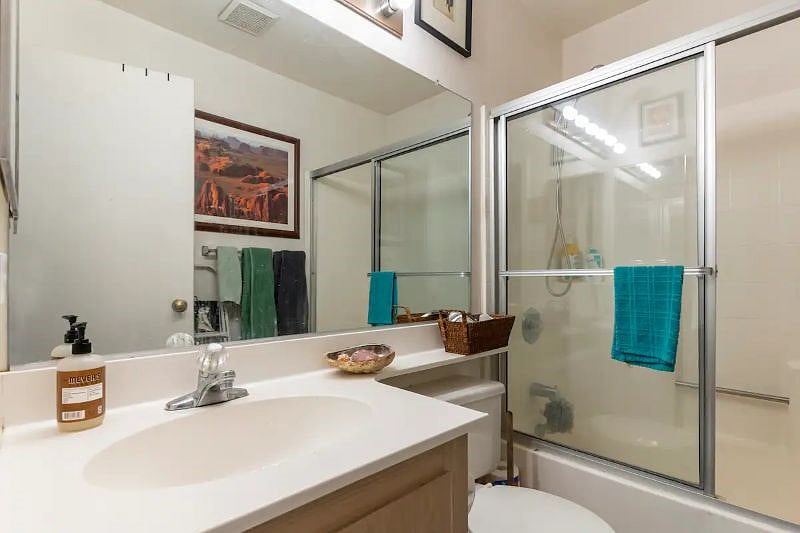 Furnished Finder property 437463_1 photo 21