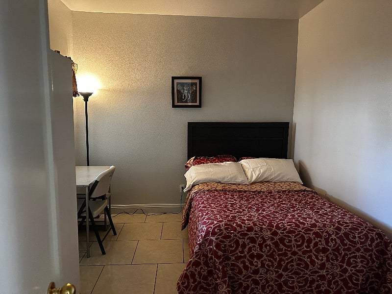 Furnished Finder property 437473_1 photo 7