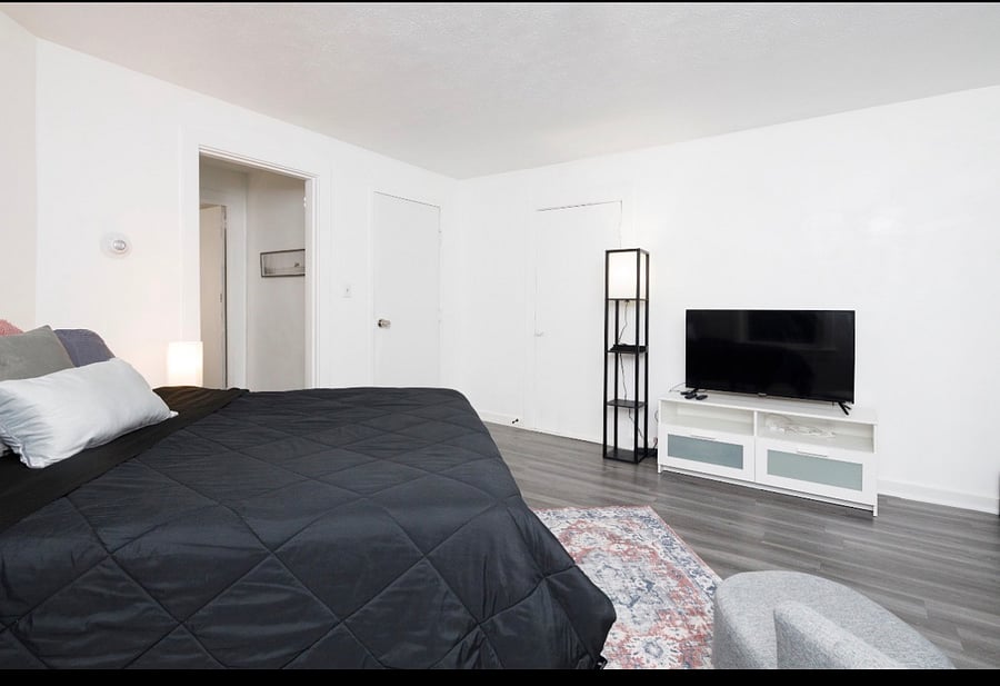 Furnished Finder property 437475_3 photo 6