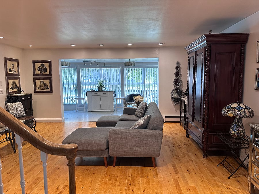 very spacious living room