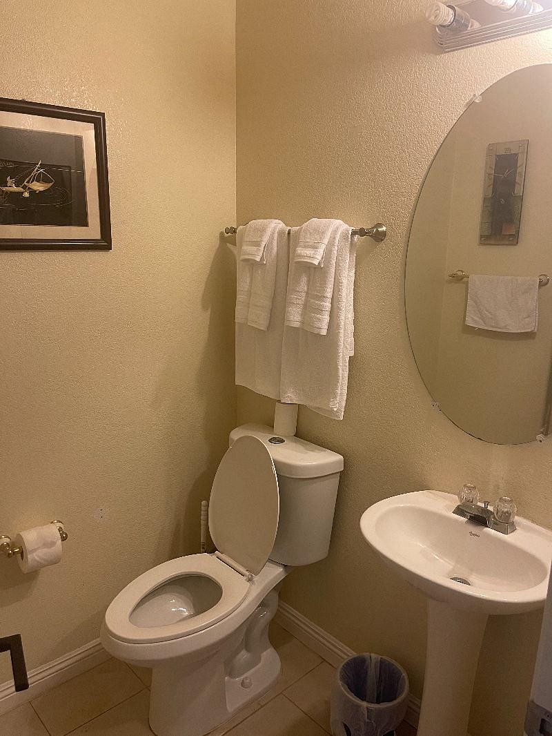 Furnished Finder property 437496_2 photo 4