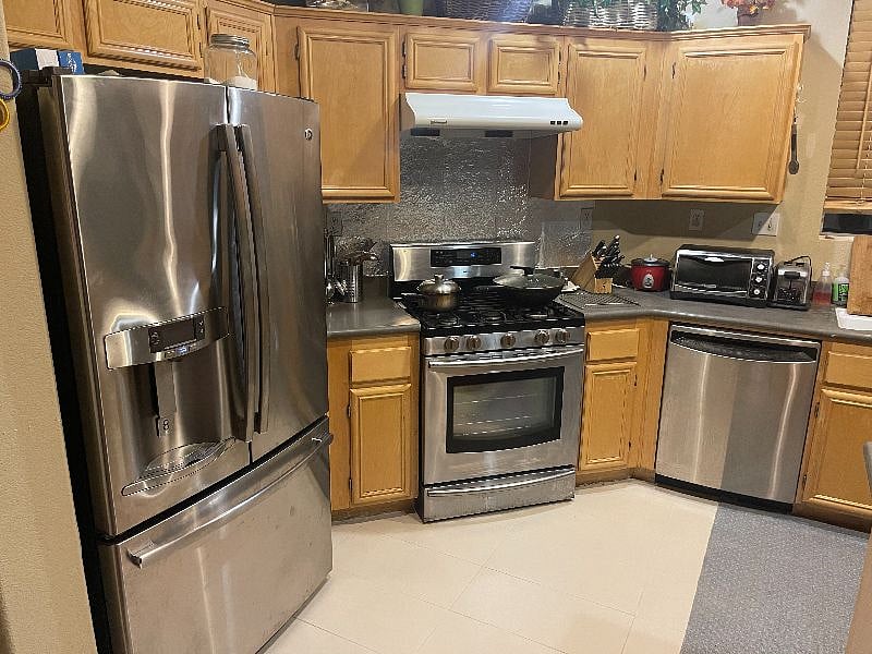 Furnished Finder property 437496_2 photo 11