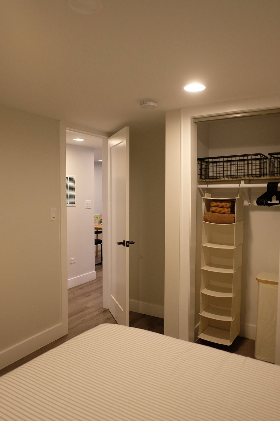 Furnished Finder property 437515_1 photo 9