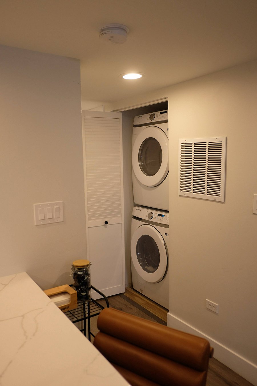 Furnished Finder property 437515_1 photo 7