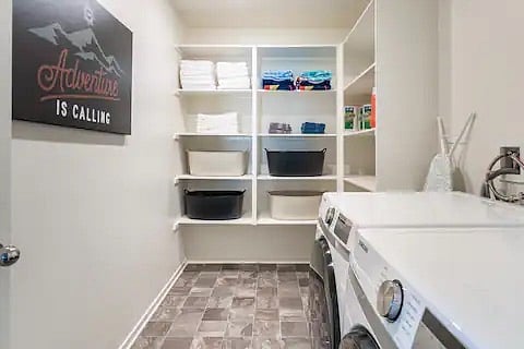 Furnished Finder property 437541_1 photo 18