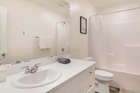 Furnished Finder property 437541_1 photo 21