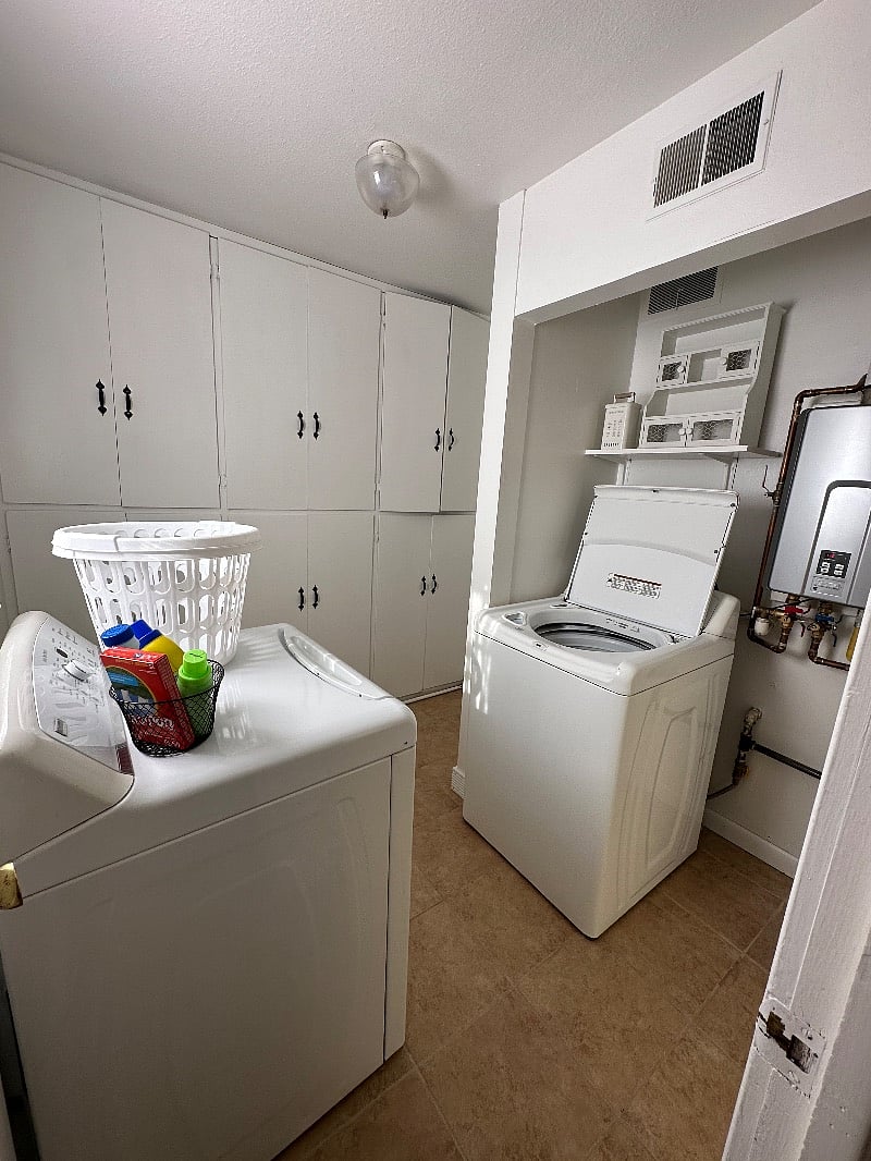 Furnished Finder property 437553_1 photo 11
