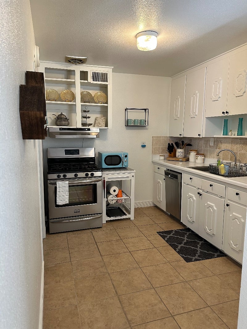 Furnished Finder property 437553_1 photo 12