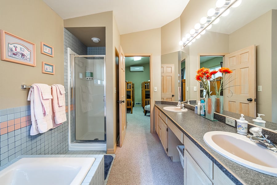 Furnished Finder property 437565_1 photo 18