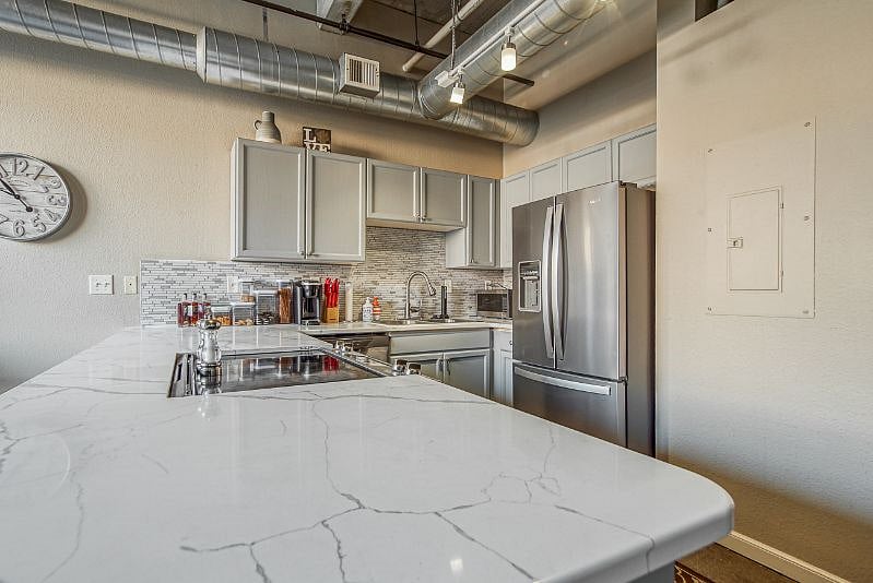Furnished Finder property 437579_1 photo 10