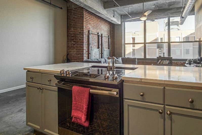 Furnished Finder property 437579_1 photo 12