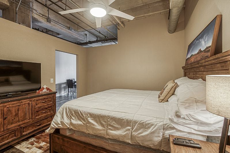 Furnished Finder property 437579_1 photo 16