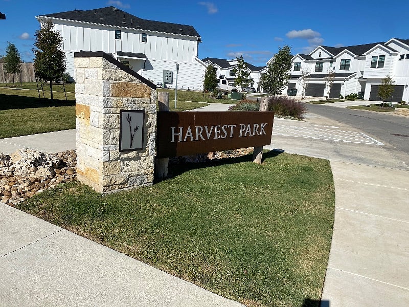 Furnished Finder property 437614_1 photo 11