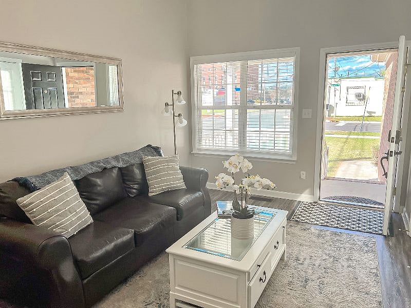 Furnished Finder property 437644_1 photo 7
