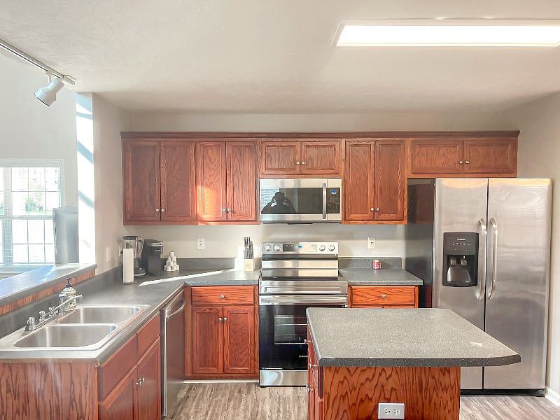 Furnished Finder property 437644_1 photo 16