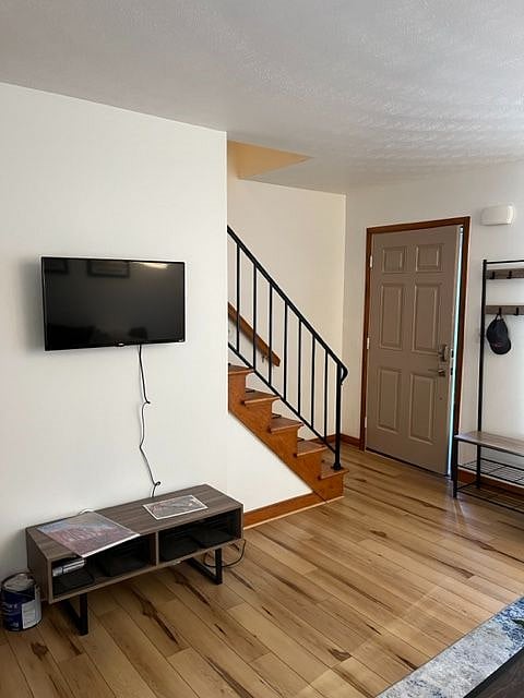 Furnished Finder property 437646_1 photo 7