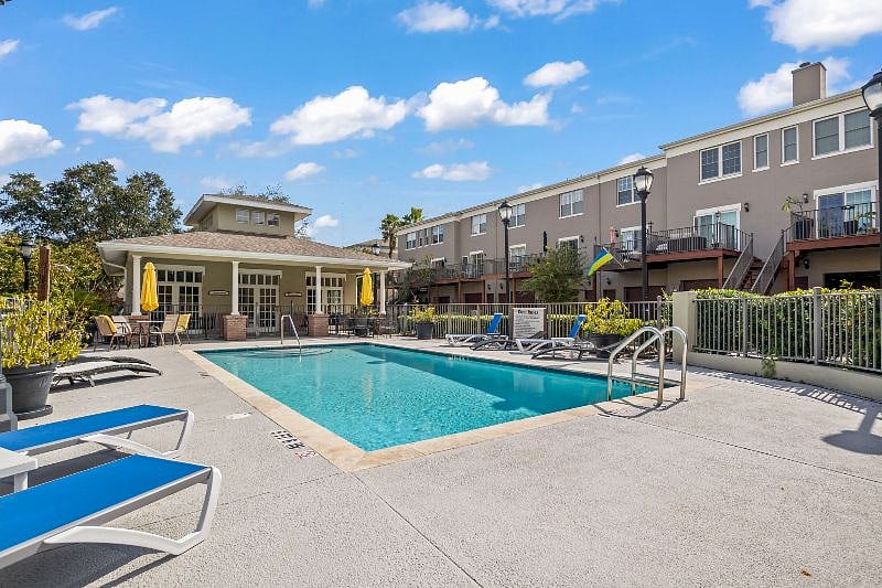 Furnished Finder property 437651_1 photo 13