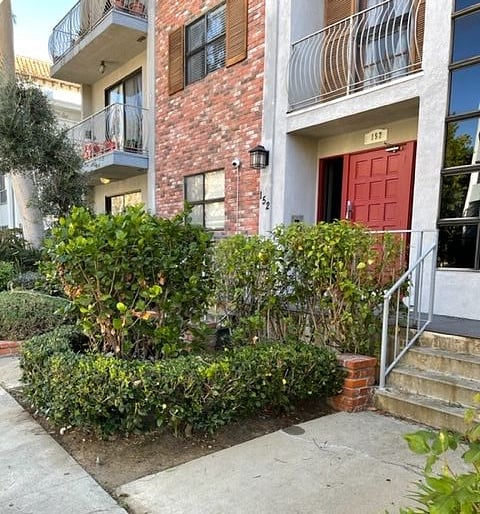 Furnished Finder property 437652_1 photo 9