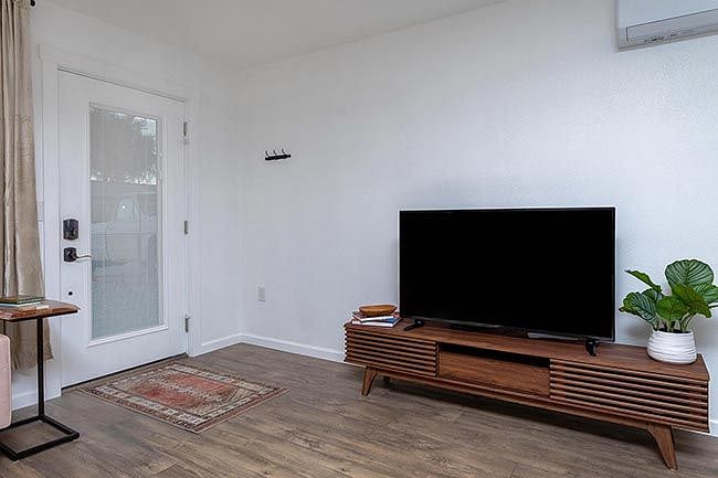 Furnished Finder property 437662_1 photo 6