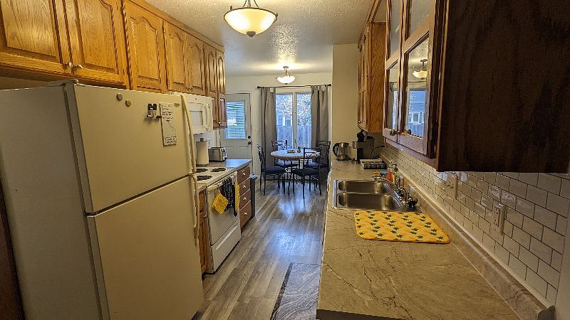 Furnished Finder property 437674_1 photo 10