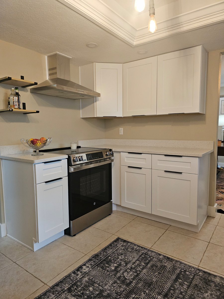 Furnished Finder property 437723_1 photo 3