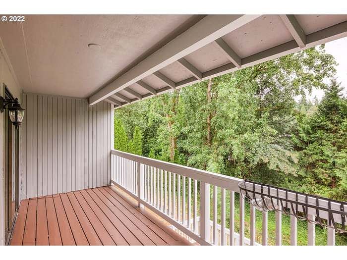 Upper deck off kitchen