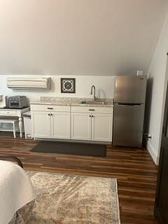 Furnished Finder property 437823_1 photo 10