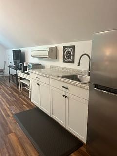 Furnished Finder property 437823_1 photo 17