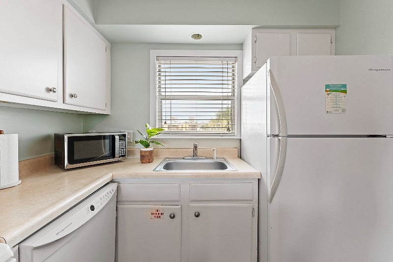 Furnished Finder property 437824_1 photo 8