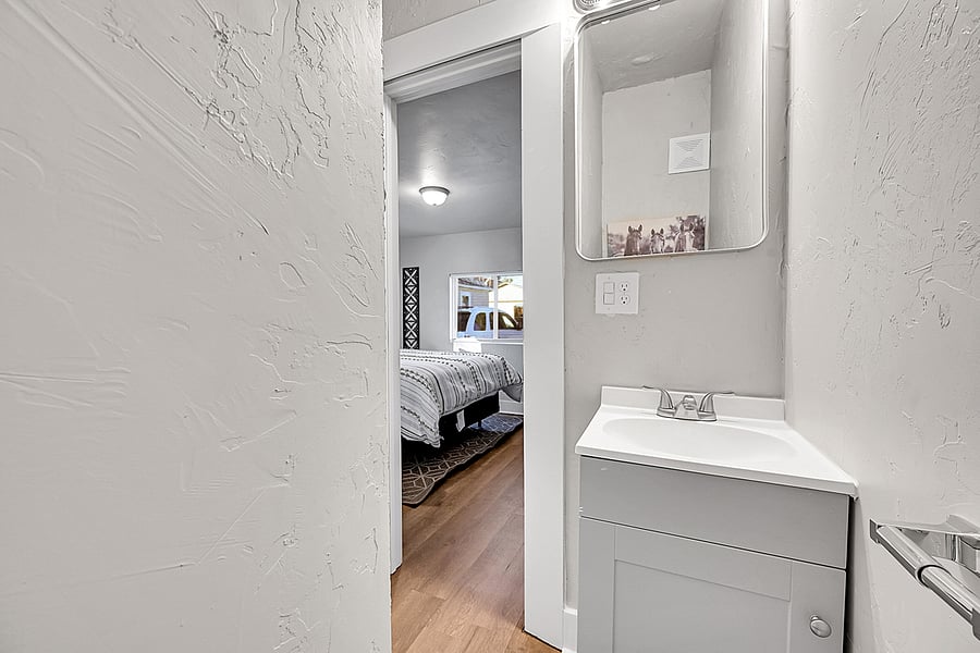 Furnished Finder property 437834_1 photo 13