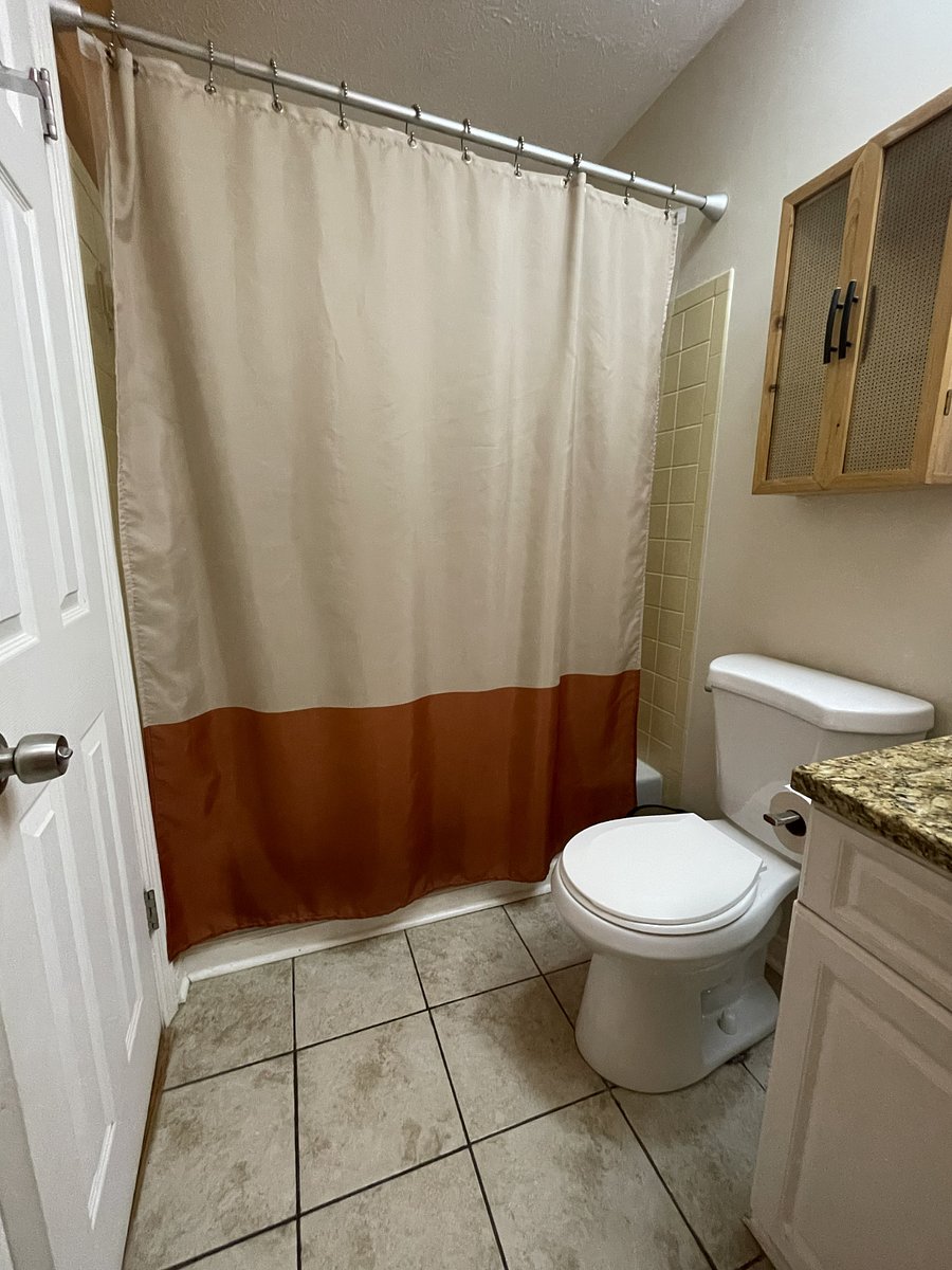 Furnished Finder property 437846_2 photo 9