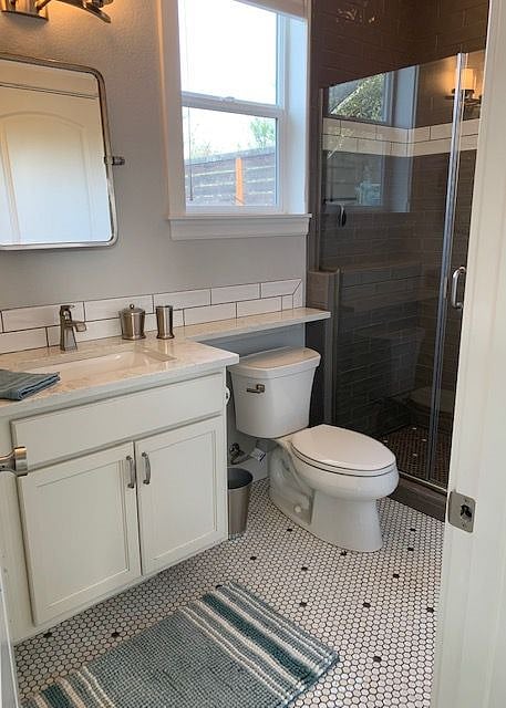 Furnished Finder property 437888_1 photo 9