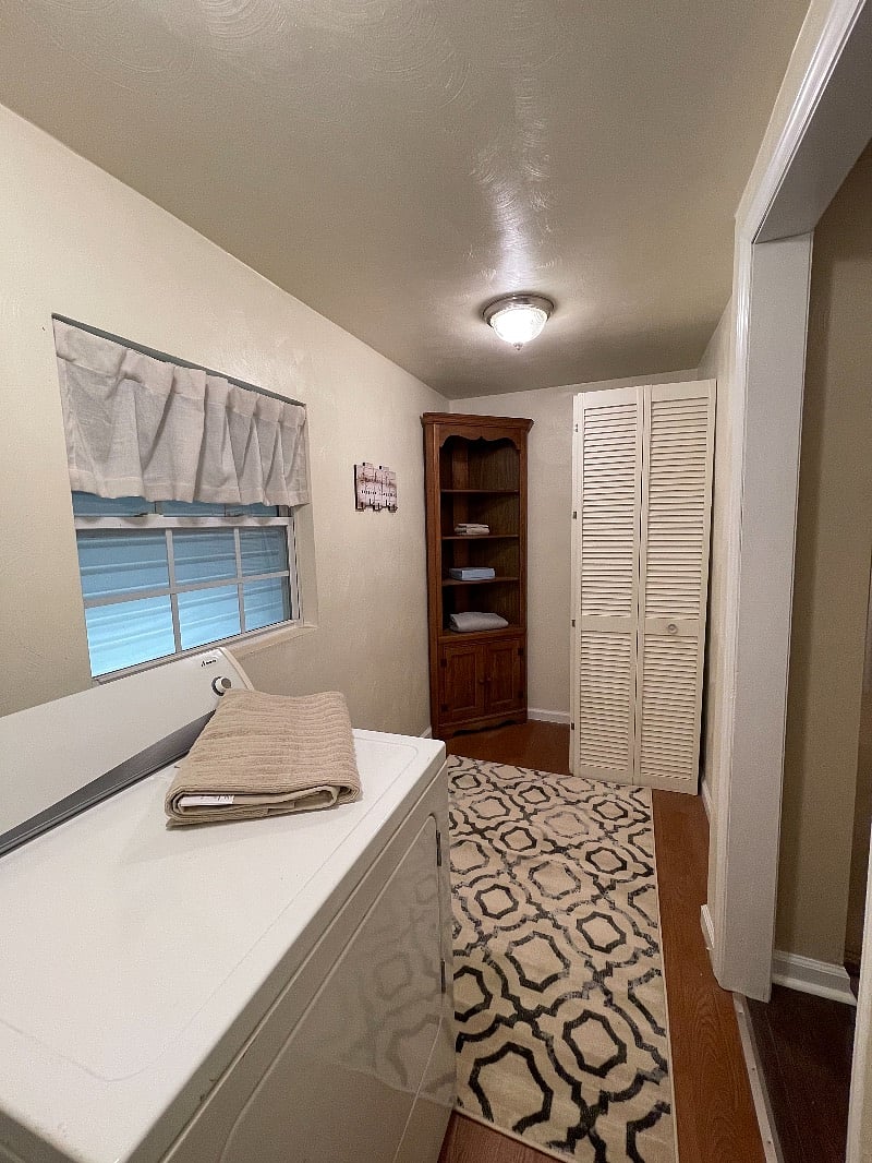 Furnished Finder property 437890_1 photo 9