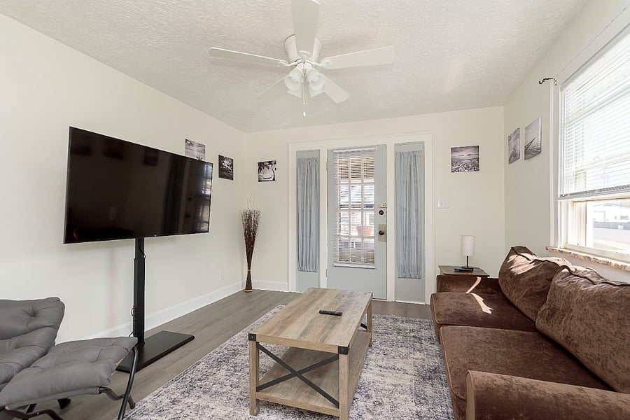 Furnished Finder property 437894_2 photo 7