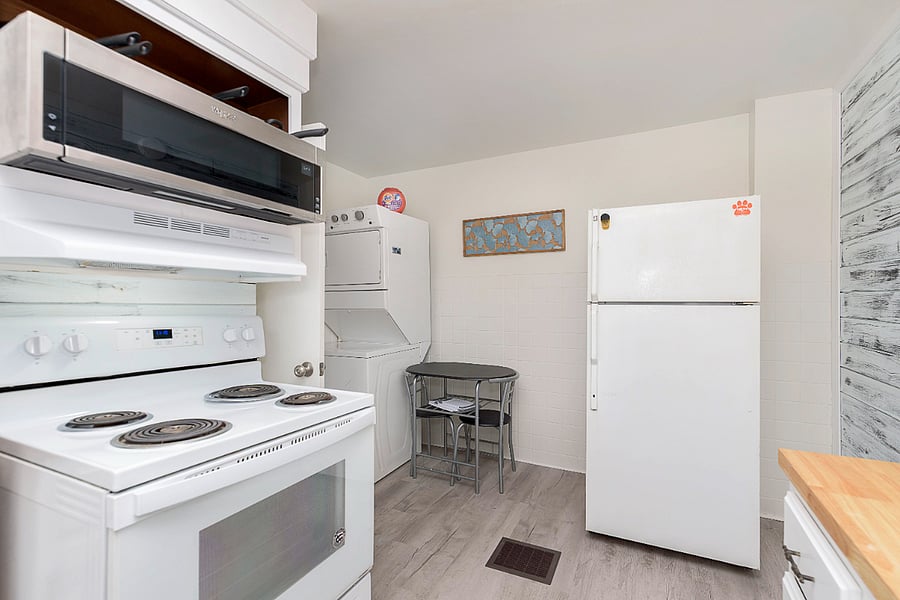Furnished Finder property 437894_2 photo 17