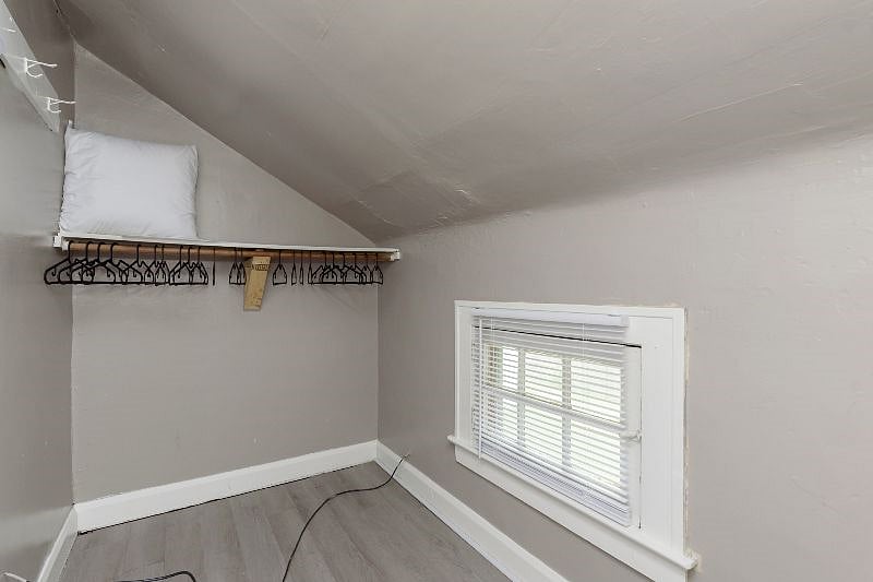 Furnished Finder property 437896_1 photo 11