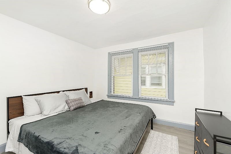 Furnished Finder property 437896_1 photo 13