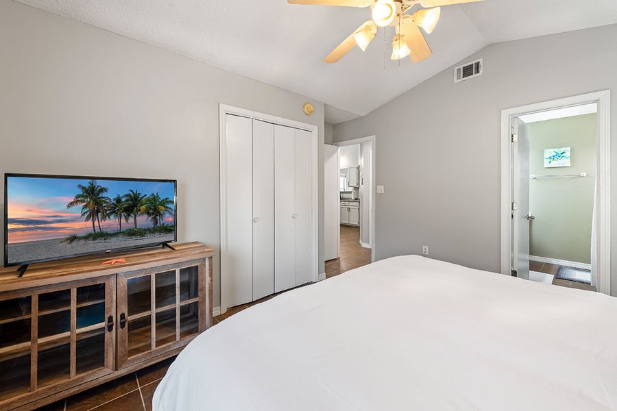 Furnished Finder property 437897_1 photo 7
