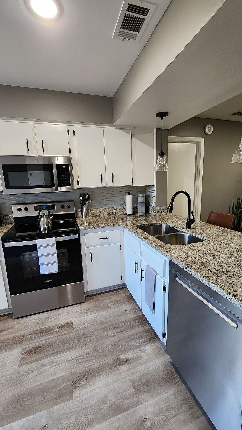 Furnished Finder property 437906_1 photo 5