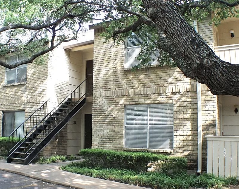 Furnished Finder property 437907_1 photo 15