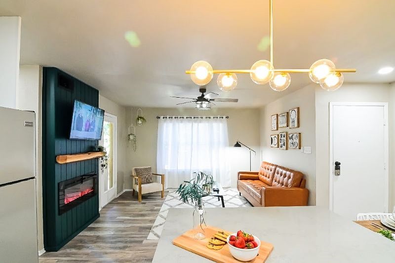 Furnished Finder property 437907_1 photo 6
