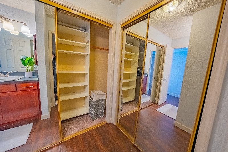 Furnished Finder property 437920_1 photo 12