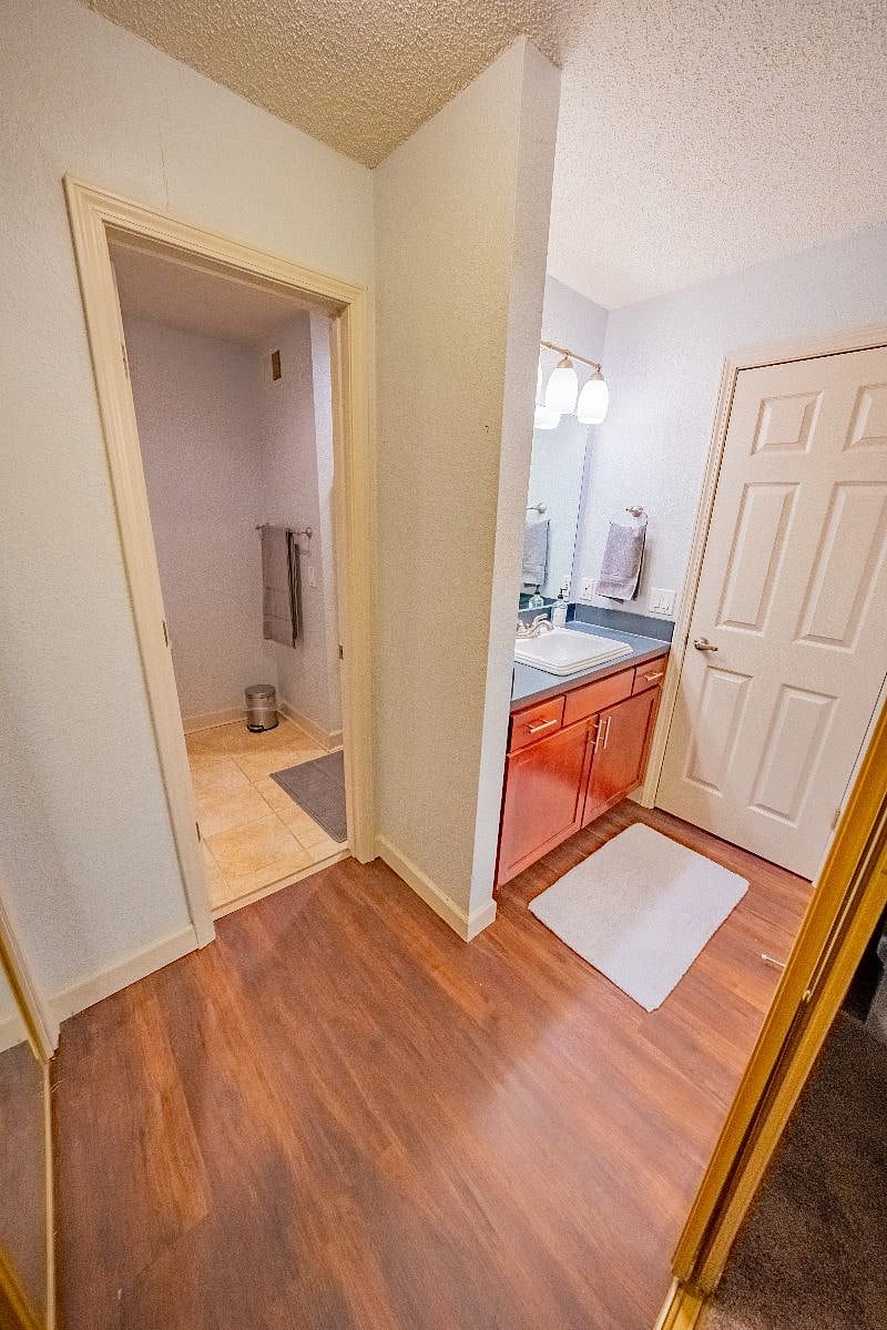 Furnished Finder property 437920_1 photo 13