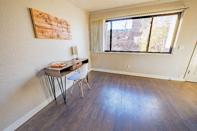 Furnished Finder property 437920_1 photo 9