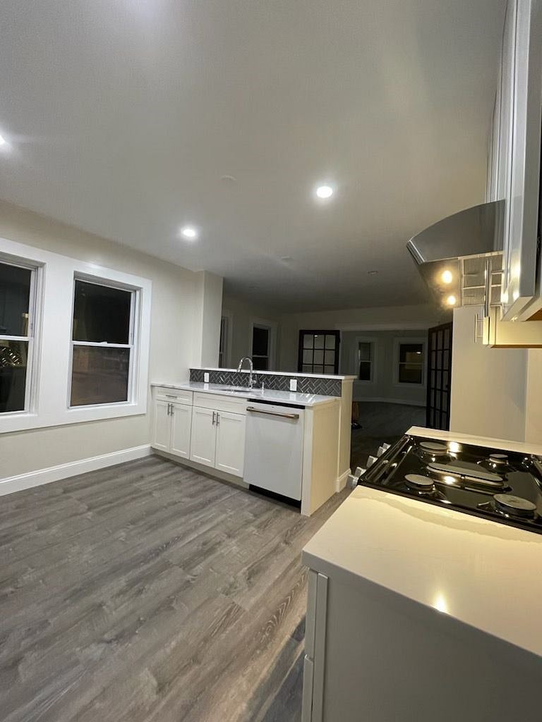Shown as just finished, add microwave, electric kettle, toaster, coffee machine